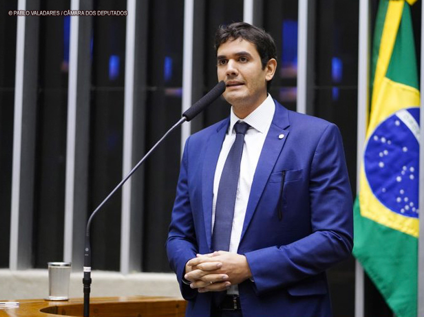 Projeto de Rafael Prudente prevê prestação de serviço social por médicos graduados com recursos públicos