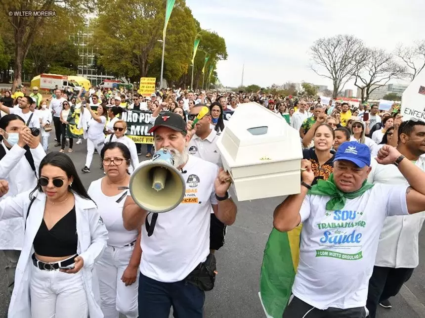 Piso Salarial: Diante de impasses, CNTSS mobiliza sindicatos para realização de greve nacional da Enfermagem