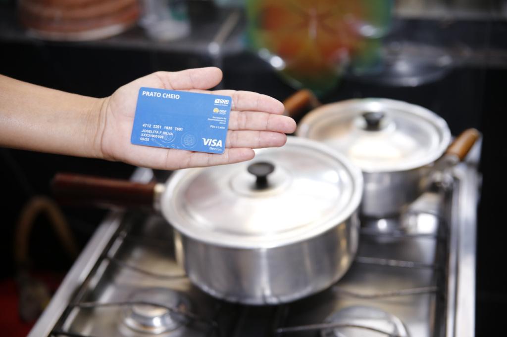 Prazo para retirada do Cartão Prato Cheio acaba na sexta-feira (30)