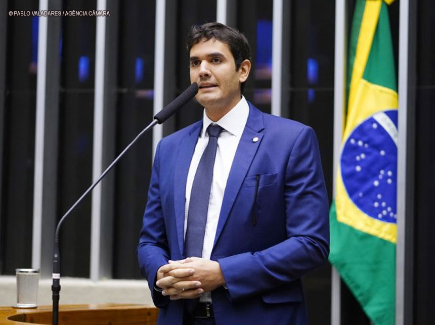 Rafael Prudente apresenta PL que impede apreensão de CNH e passaporte de devedor