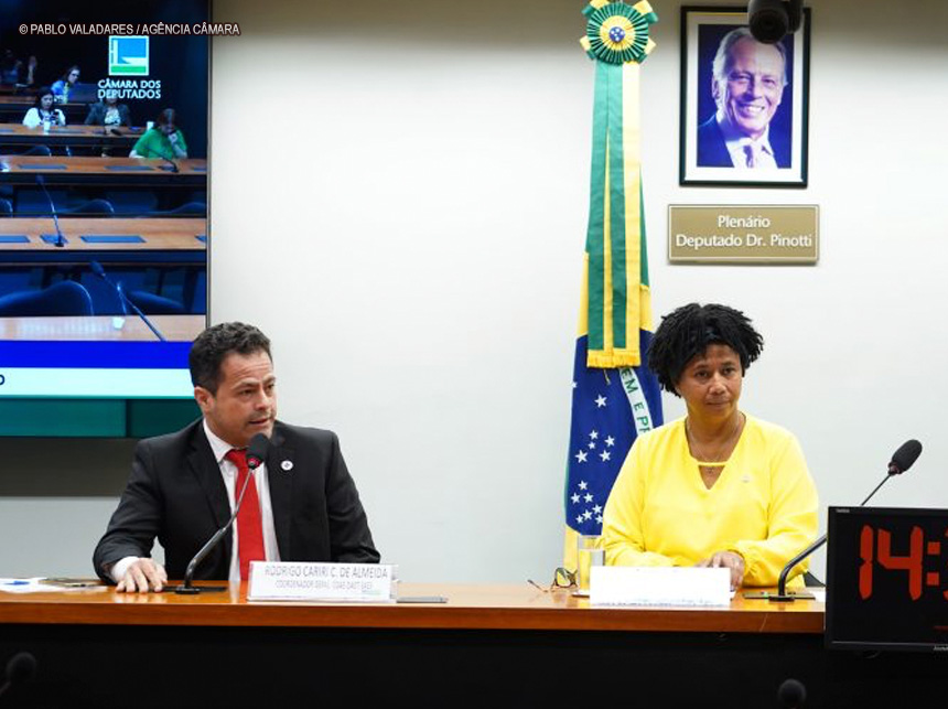 Pacientes com angioedema hereditário reclamam da falta de medicamentos no SUS