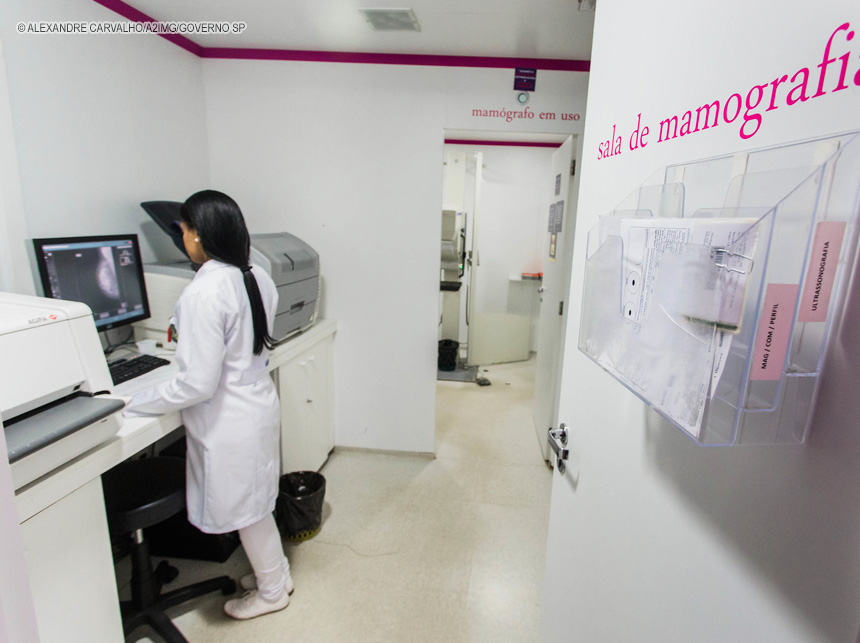 Câmara dos Deputados debate incorporação de medicamentos para câncer de mama pelo SUS