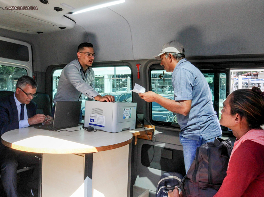 Registre-se! emite mais de 1,2 mil documentos em uma semana