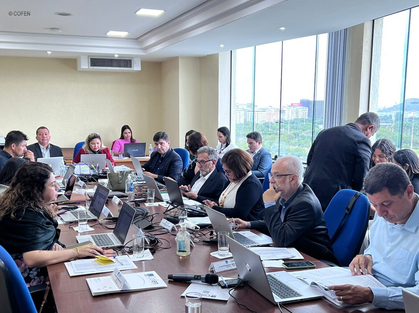 Cofen atualiza norma sobre atuação do enfermeiro em auditoria