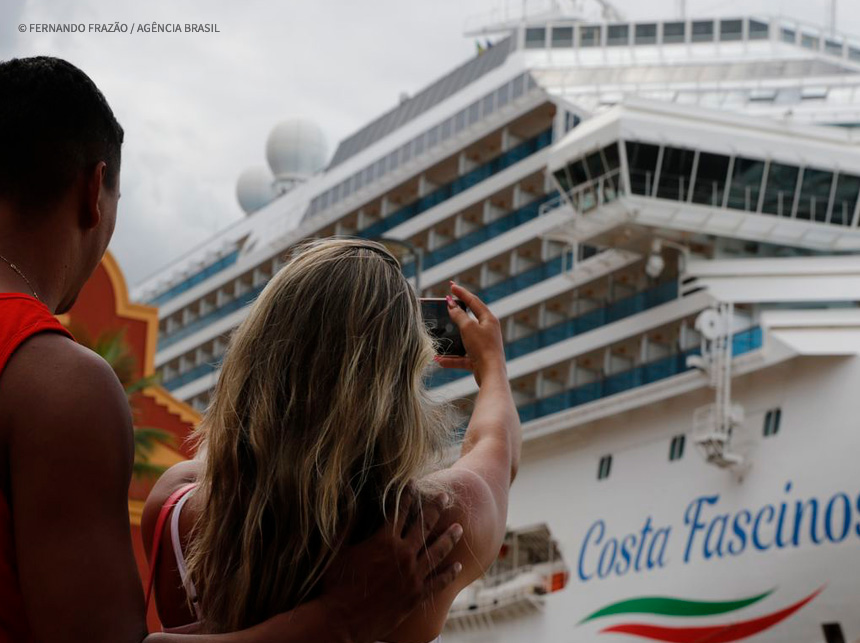 Anvisa revoga restrições sanitárias para embarque em cruzeiros