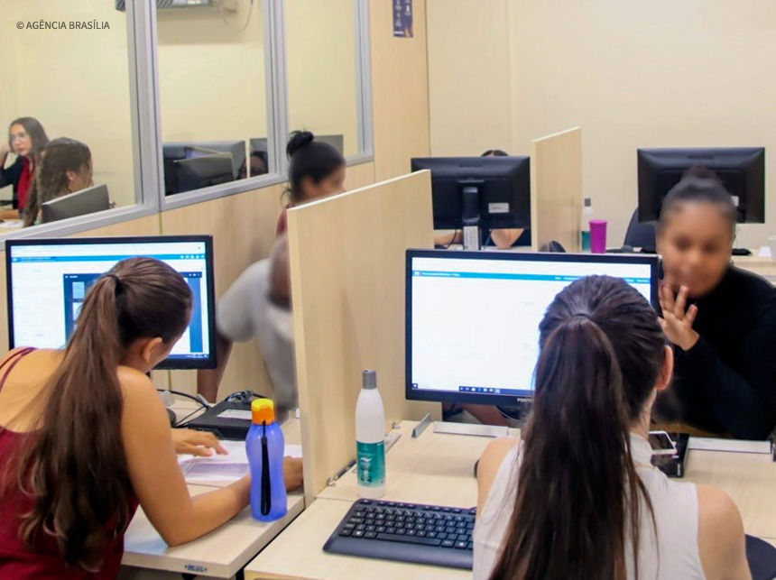 Antes de judicializar, tente negociar: Atendimentos das iniciais civis da Defensoria Pública passam a ser realizadas no Espaço Conciliar