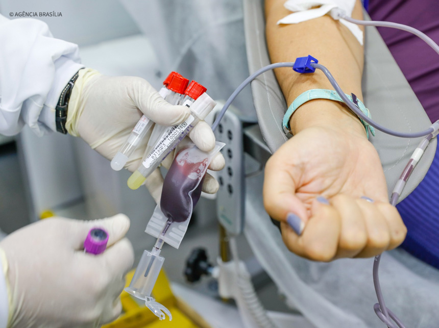 Com estoque crítico, Hemocentro de Brasília convoca doadores de sangue