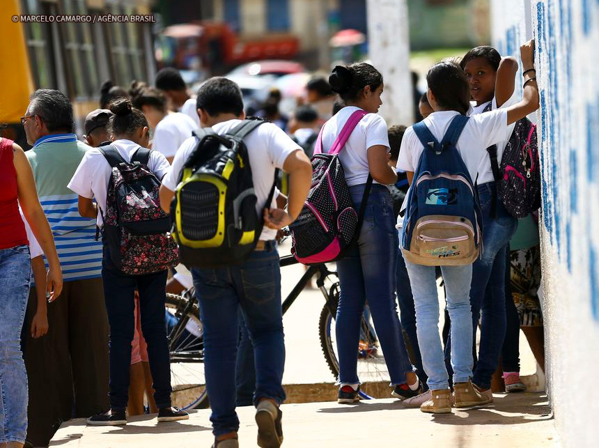 Governo aumenta em mais de 1 milhão vagas em escolas de tempo integral