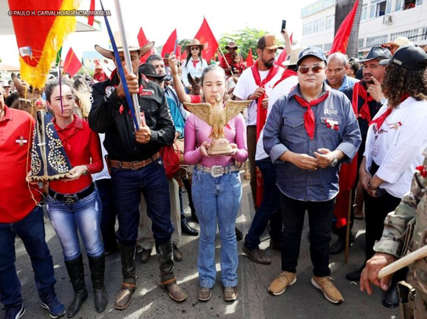 Festa do Divino reúne milhares de fiéis em Planaltina