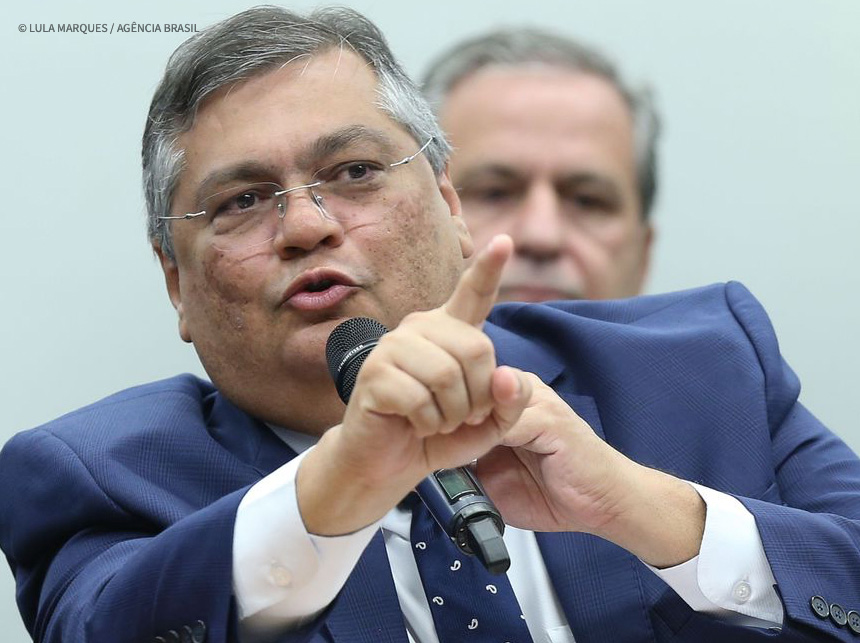 Flávio Dino fala em tomar providências legais contra Telegram