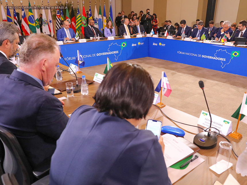 Em debate sobre garantia do piso salarial da enfermagem governadores pautam pressão sobre União e Supremo