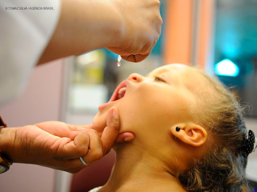 Pesquisadores apontam alto risco de volta da poliomielite no Brasil