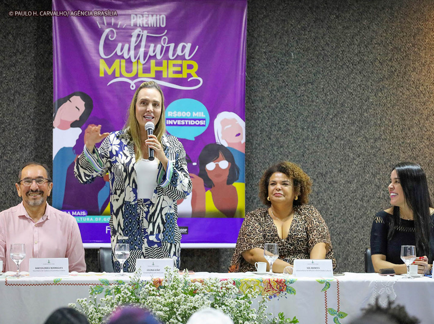 Prêmio Cultura Mulher distribuirá R$ 800 mil a mulheres e coletivos