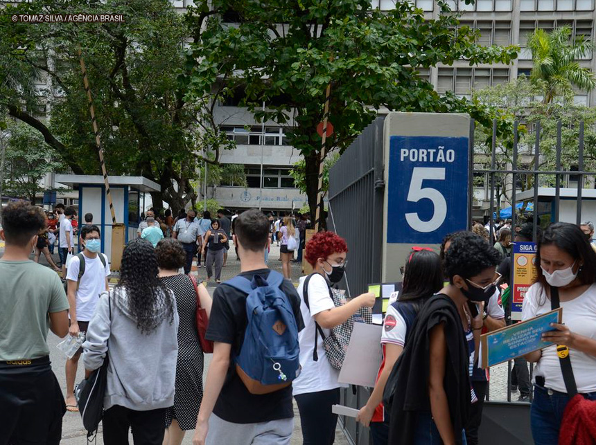 Declínio ou causa e efeito? Em ranking mundial de universidades; nenhuma brasileira no top 100