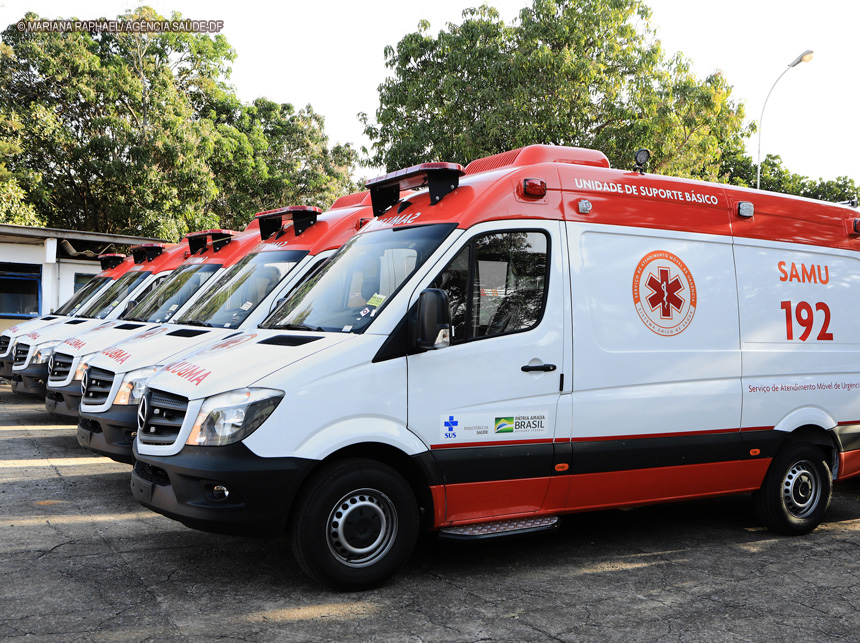 Com metade das ambulâncias paradas, Secretaria de Planejamento do DF assina contrato de manutenção