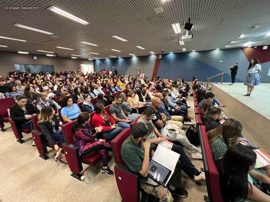 Servidores do GDF são capacitados para atendimento a mulheres vítimas de violência