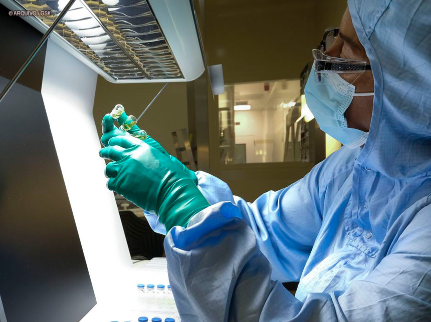 Anvisa renova autorização de vacinas e medicamentos de uso emergencial