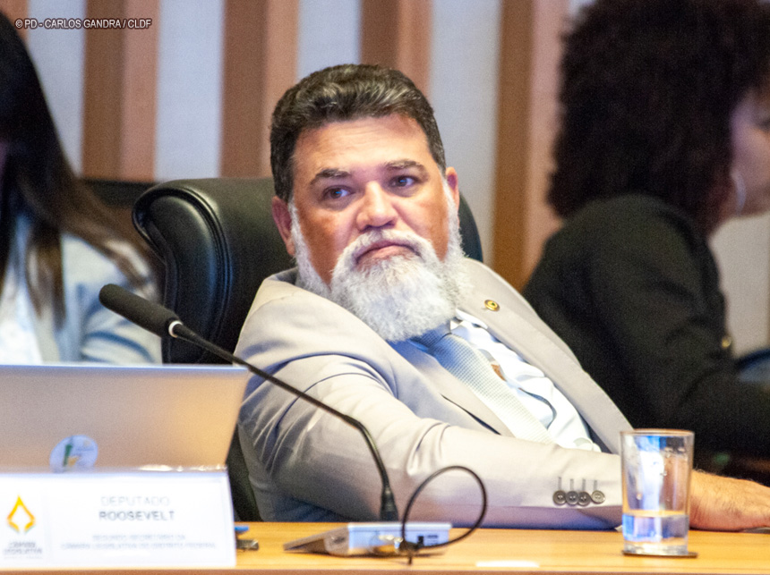 CLDF: Entre elogios e críticas, Saúde é tema de pronunciamentos em plenário