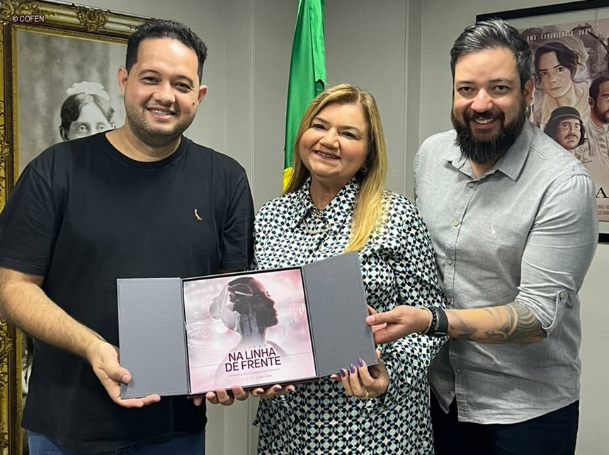 Documentário “Na Linha de Frente” do Cofen vence premiação internacional da OMS