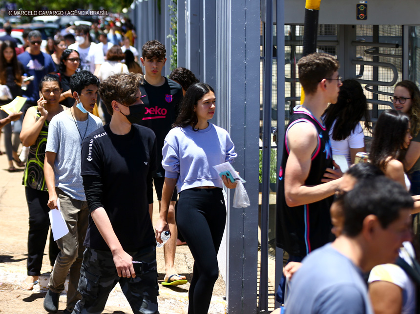 Inscrições para ao Enem 2023 iniciam nesta segunda-feira (5)