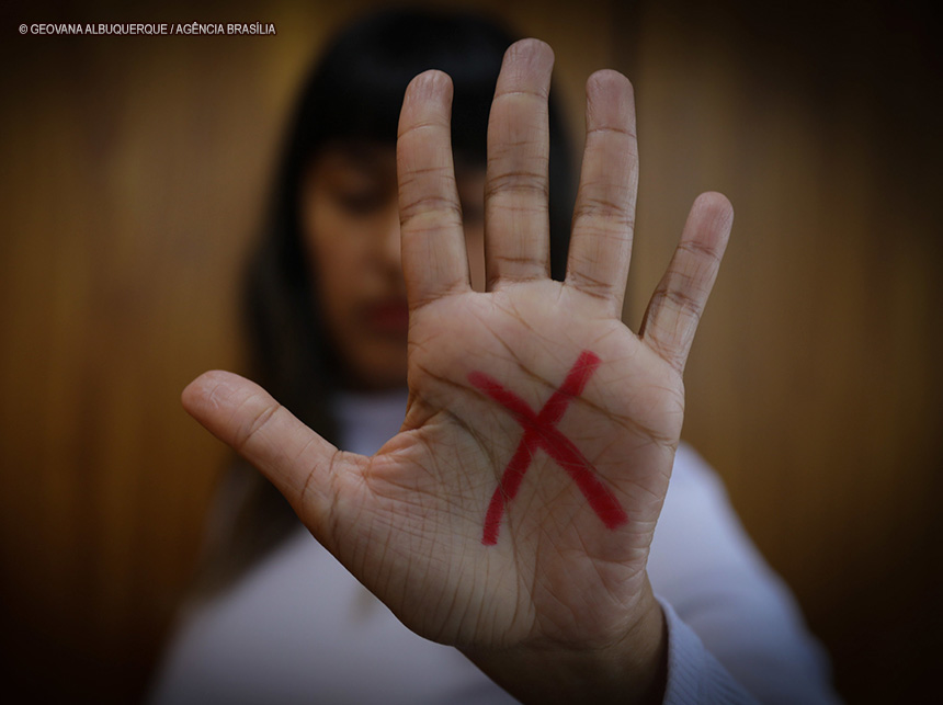 Importunação sexual: saiba o que fazer se você for vítima