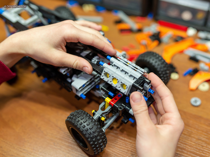 LEGO, Disney e Positivo selecionam escolas públicas para receberem materiais de robótica