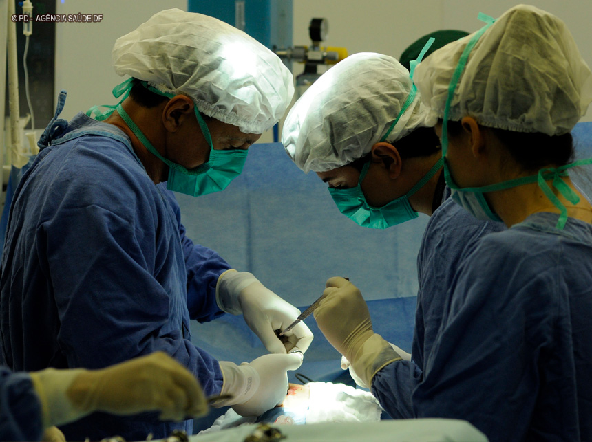 HRT supera 1,8 mil procedimentos ortopédicos e oftalmológicos em um ano