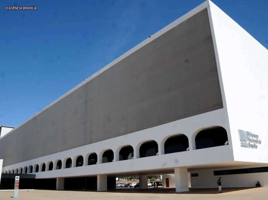 Biblioteca Nacional promove palestras contra feminicídio