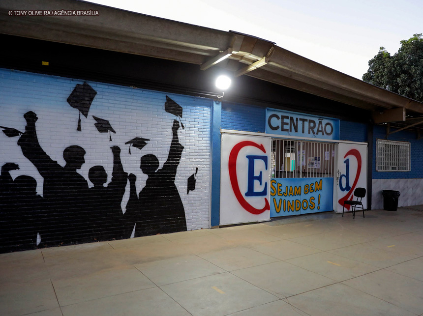 Inscrições para Educação de Jovens e Adultos vão até domingo (9)