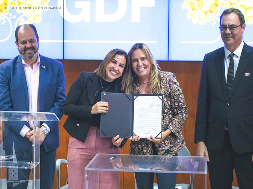 Lei institui diretrizes para primeiro emprego para enfermeiros, técnicos e auxiliares de enfermagem