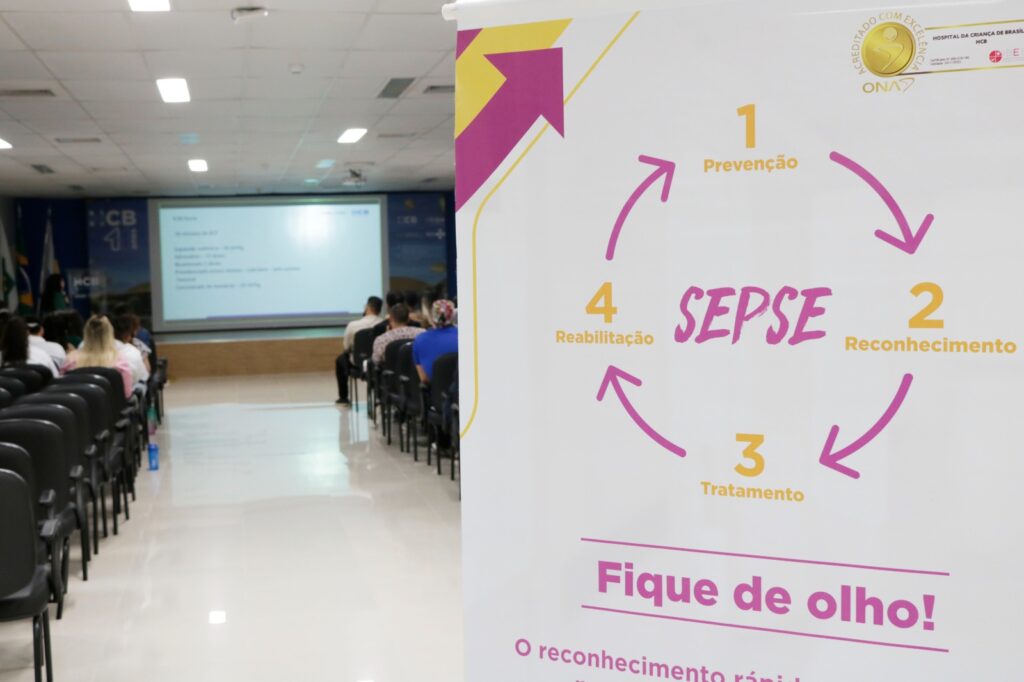 HCB intensifica trabalho de orientação da equipe sobre infecções