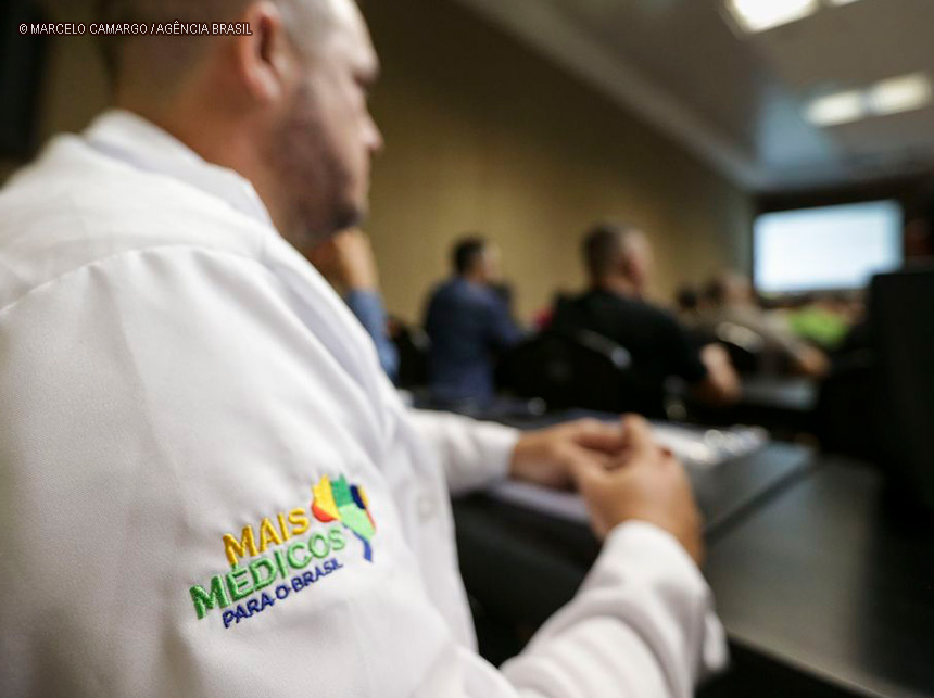 MEC regulamenta adesão de instituições à supervisão do Mais Médicos