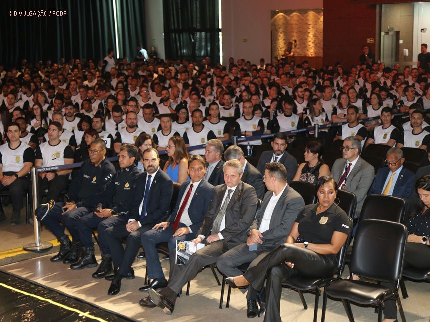 Polícia Civil do DF forma 1,5 mil agentes