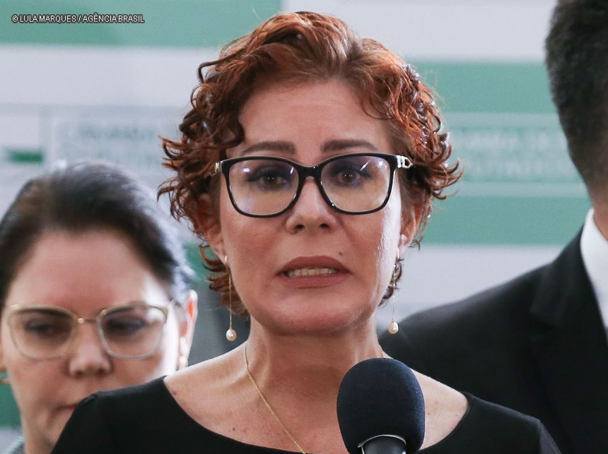 STF torna ré deputada Zambelli por perseguição com arma