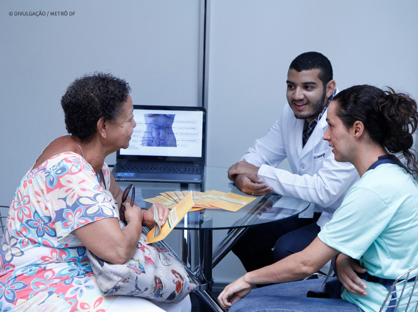 Estação Central do Metrô-DF recebe feira de saúde