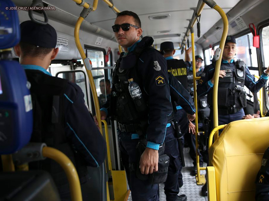 Governo cria 100 mil bolsas para capacitar agentes de segurança