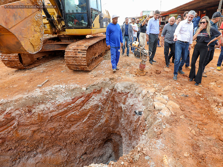 Celina Leão visita obras de infraestrutura do Sol Nascente