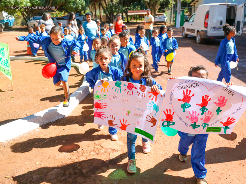 Entenda os novos critérios de classificação da fila por vagas em creches