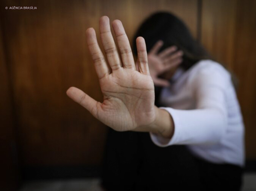 Estudo aponta vulnerabilidades socioeconômicas de órfãos do feminicídio