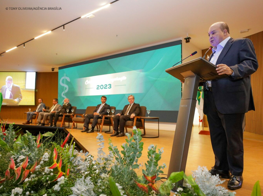 Ibaneis Rocha participa da inauguração da sede do Conselho Federal de Medicina