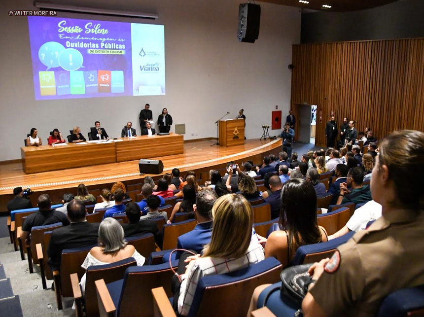 Ouvidorias do governo são homenageadas na Câmara Legislativa do DF