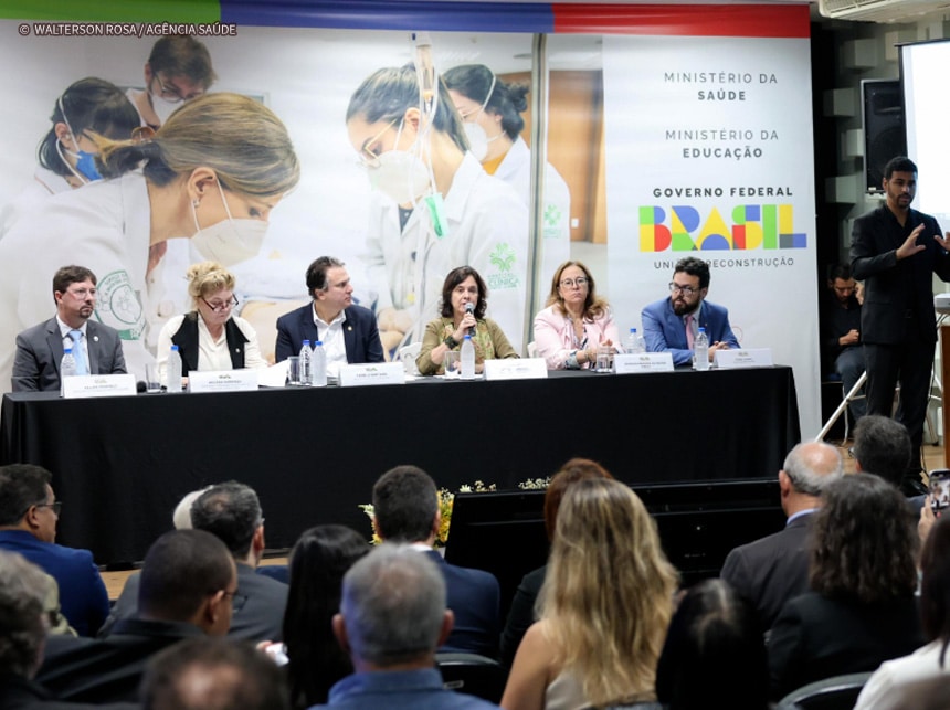 Ministros da Saúde e Educação reforçaram a necessidade de ações para fixação de médicos no interior do país interior