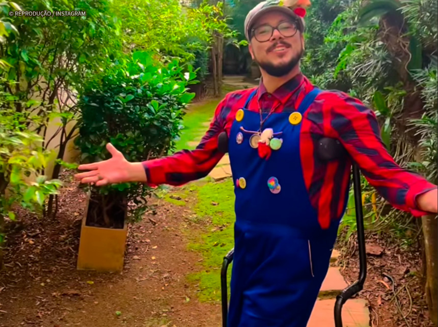 Dia Mundial de Combate à Poliomielite: Conheça a história de Paulinho Dias, músico que não deixou as sequelas da poliomielite definirem seu futuro