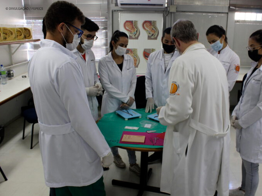 Saúde do DF designa coordenadores e tutores para programas de residência médica