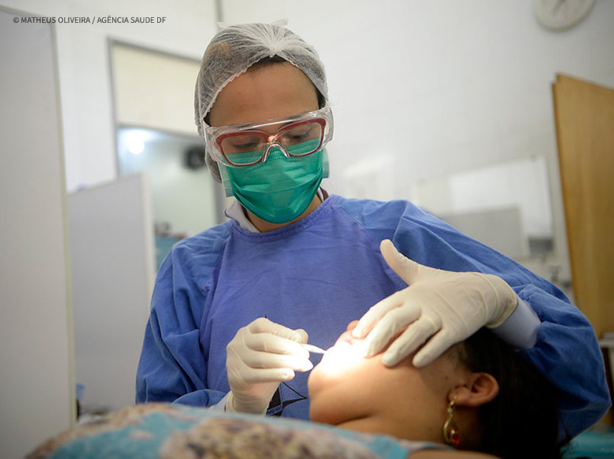 Serviços de saúde bucal na rede pública vão da prevenção à urgência