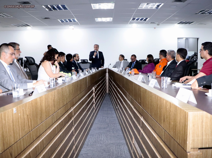 DF adere a sistema nacional de segurança pública