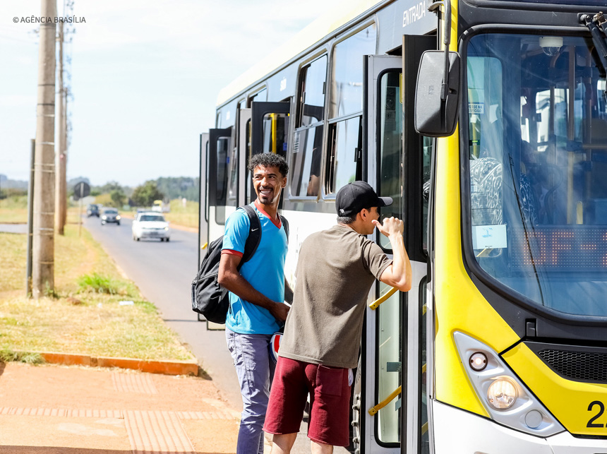 Café Sem Troco terá ônibus aos domingos para São Sebastião
