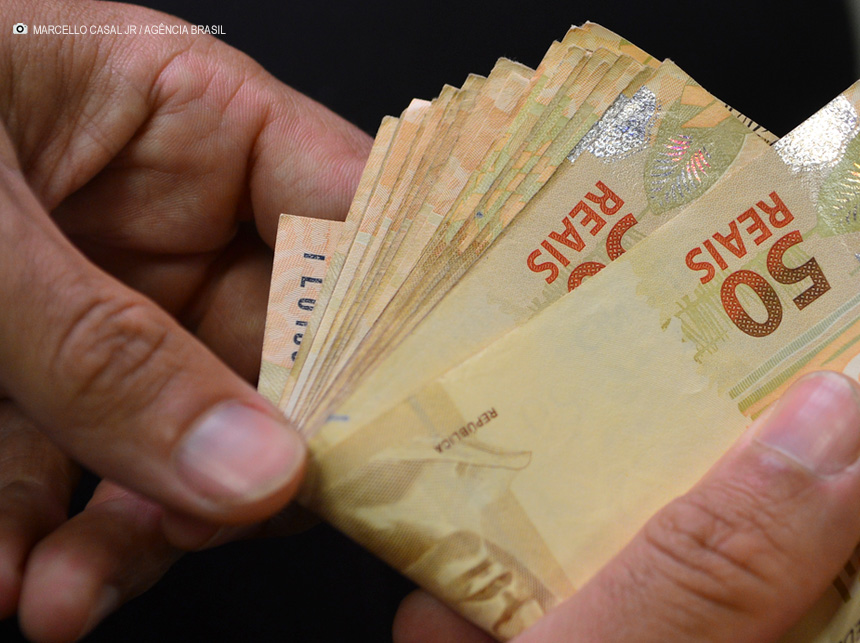 Pagamento do 13º salário injetará R$ 291 bilhões na economia