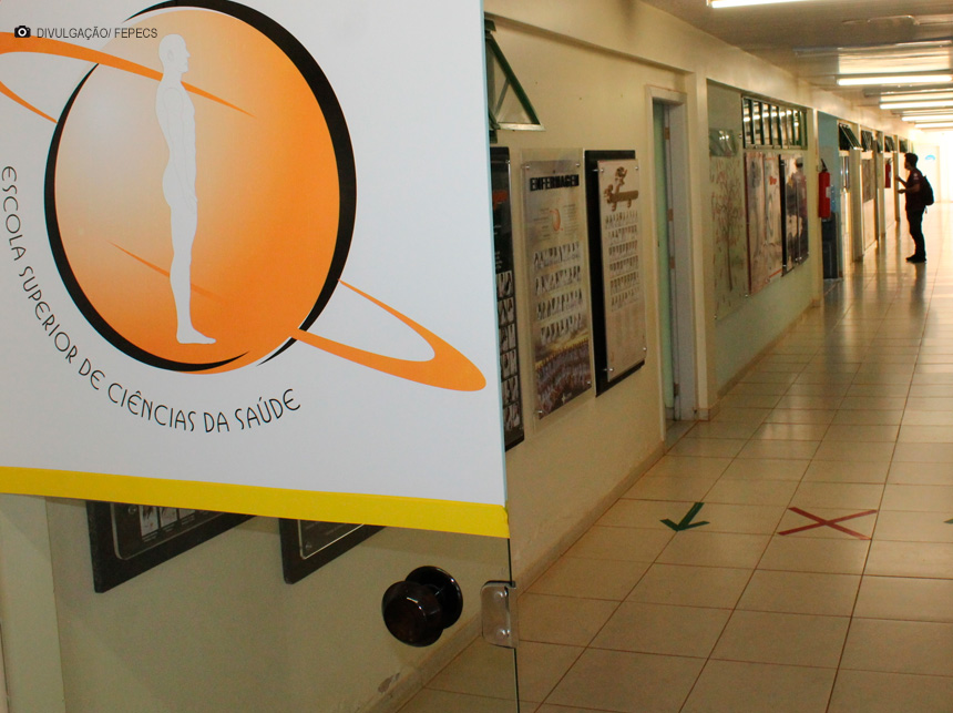 Escola Superior de Ciências da Saúde recebe visita do CFM