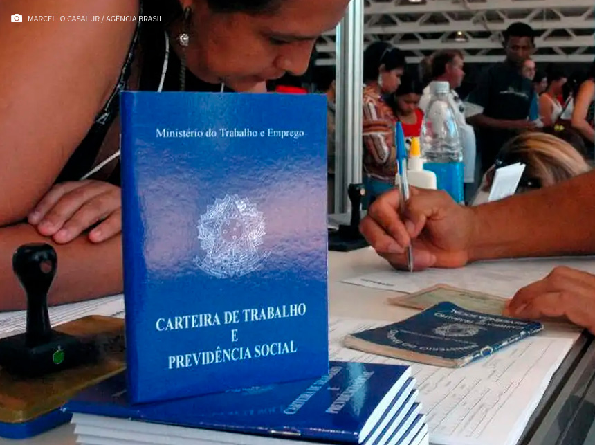 Agências do trabalhador terminam a semana com 520 vagas de emprego disponíveis